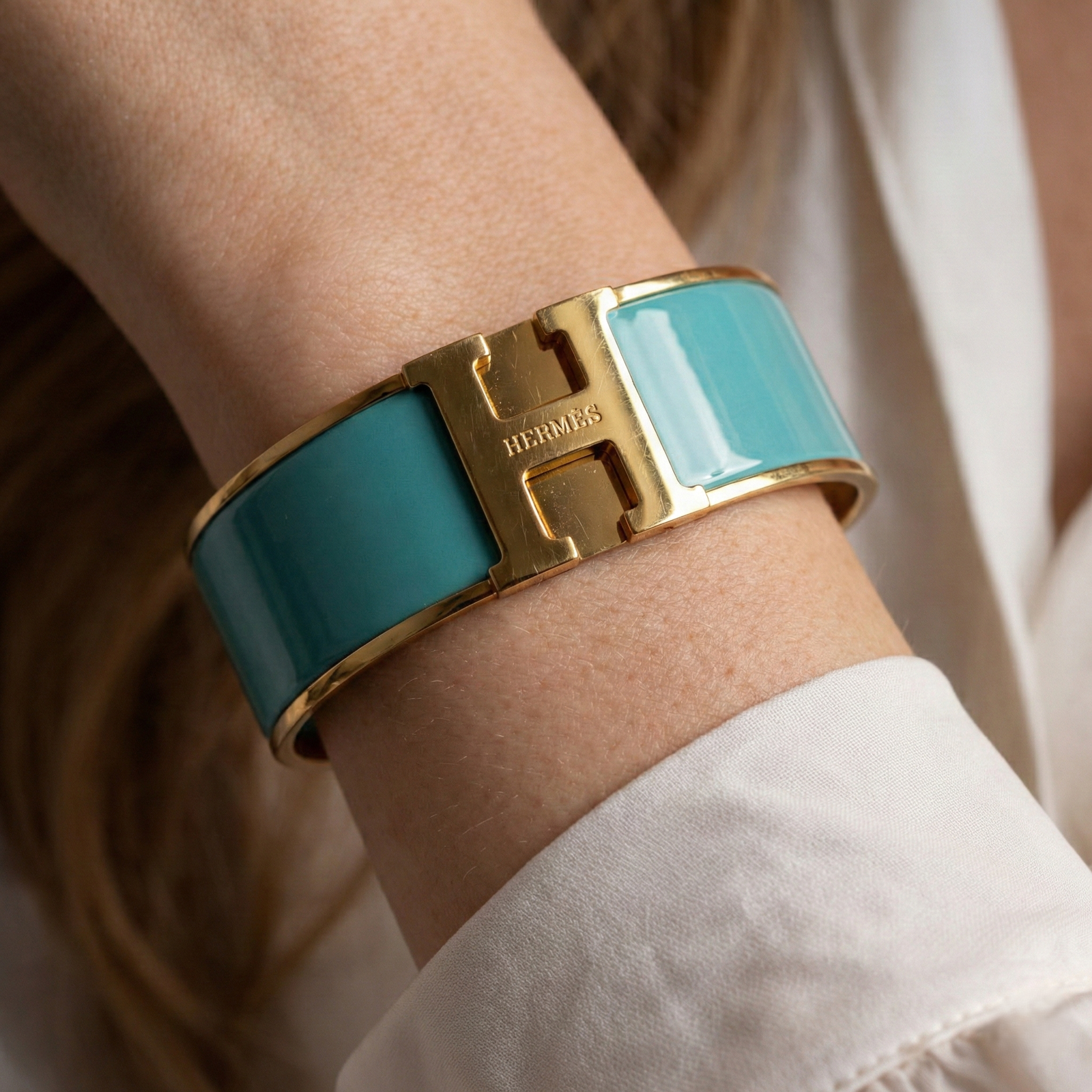 Hermès Clic Clac H Bracelet – Gold Tone